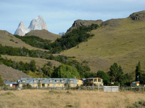 Отель Estancia La Quinta  Эль Чальтен 